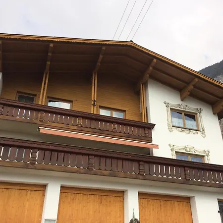 Haus Eiter Гостевой дом Нассерайт