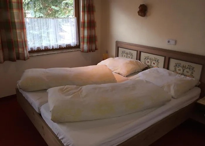 Πανσιόν Haus Eiter