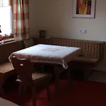 Πανσιόν Haus Eiter